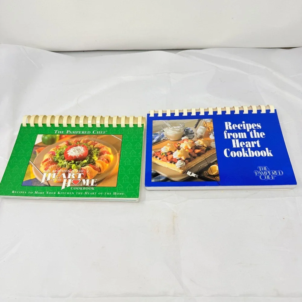 Pampered Chef Cookbook Set Kitchen Heart of the Home Recipes from the Heart 2pc